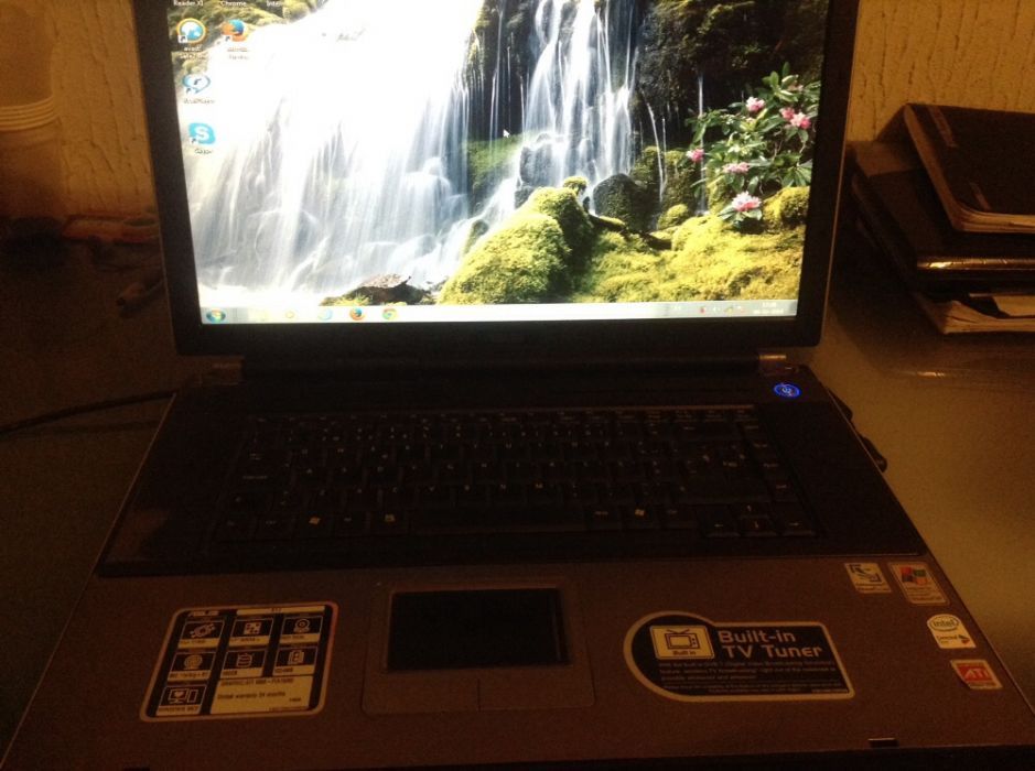 Asus 17" linha profissional