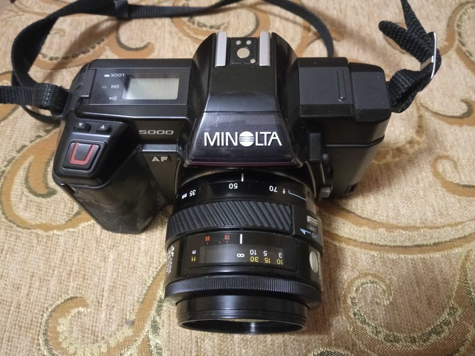 Фотоапарат Minolta 5000  об'єктив блинчик 35-70 та інше.