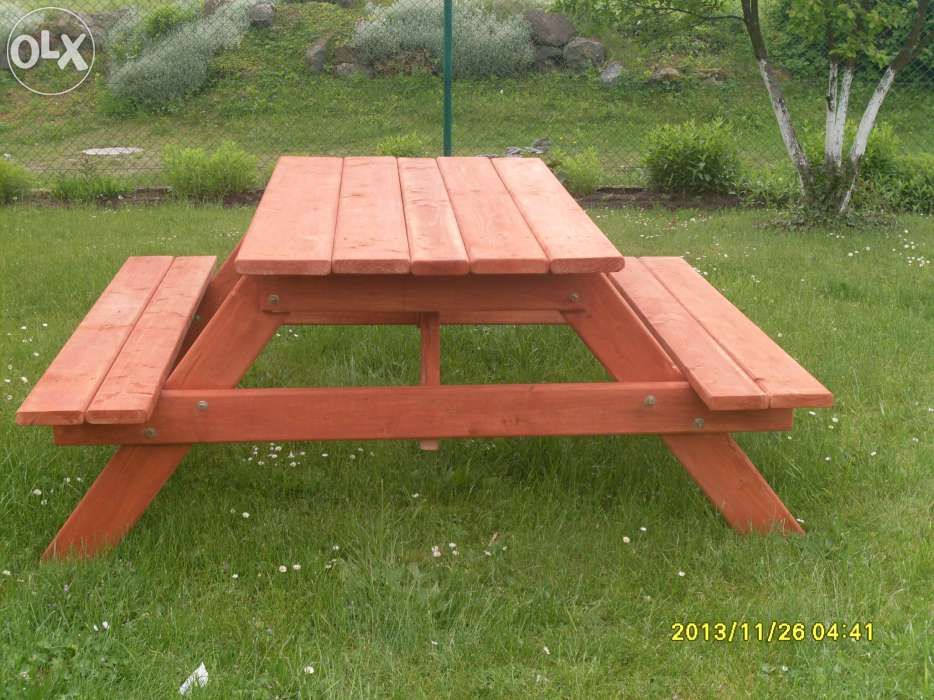 Meble ogrodowe Stół z ławkami