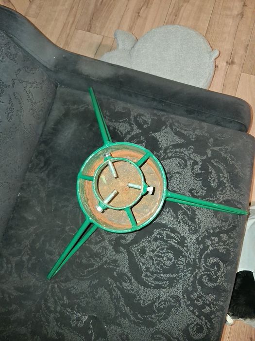 Stojak metalowy do choinki