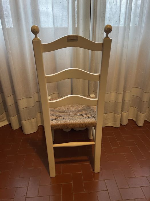 Cadeira (Conjunto: Cadeira, Cama e Movel)