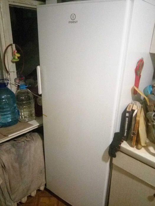 Конвектор-обогреватель , кондиционер,холодильник,морозилка Индезит бу