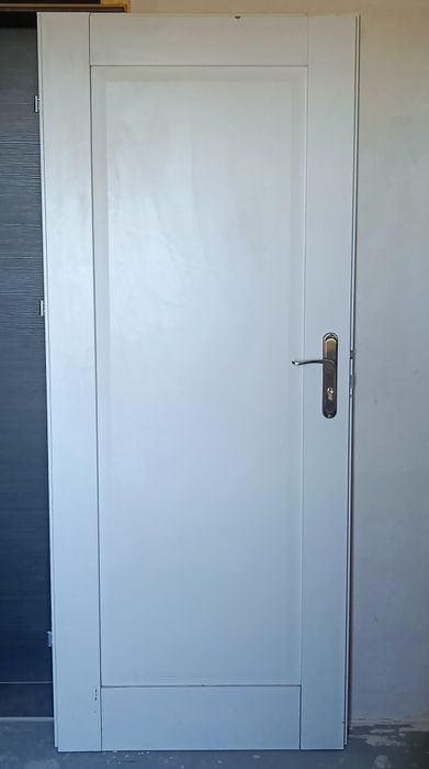 Drzwi tymczasowe białe pełne 80cm