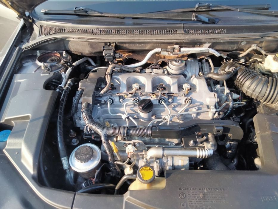 Тойота  Авенсіс .