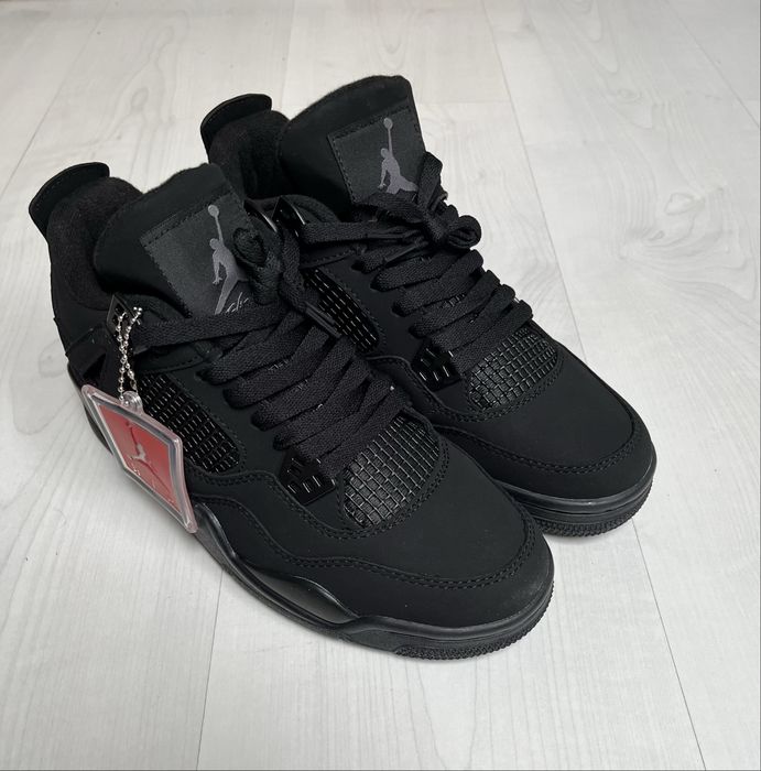 Jordan 4 black cat