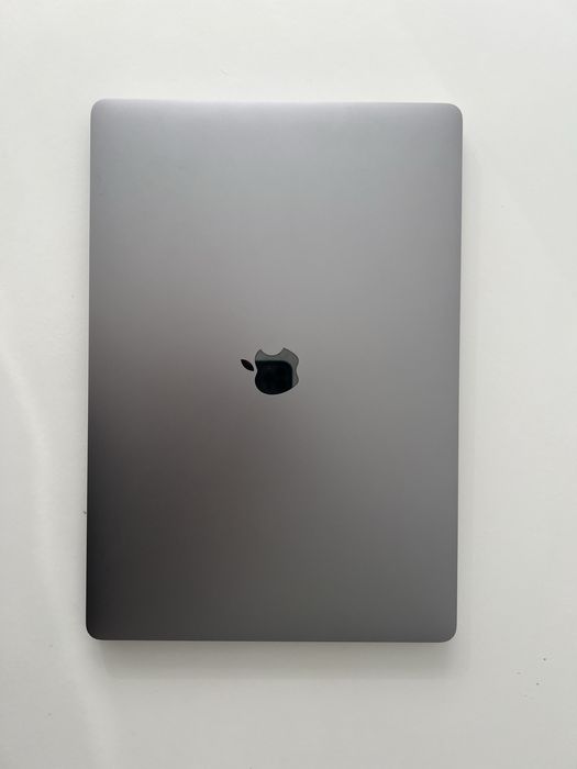 Macbook Pro 16”, 2019, 16/512