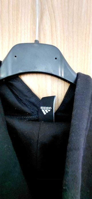 Adidas bluza damska  z kapturem czarna 46-48