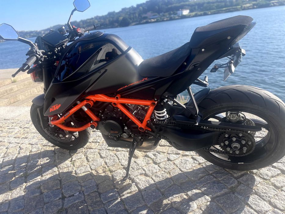 KTM superduke 1290