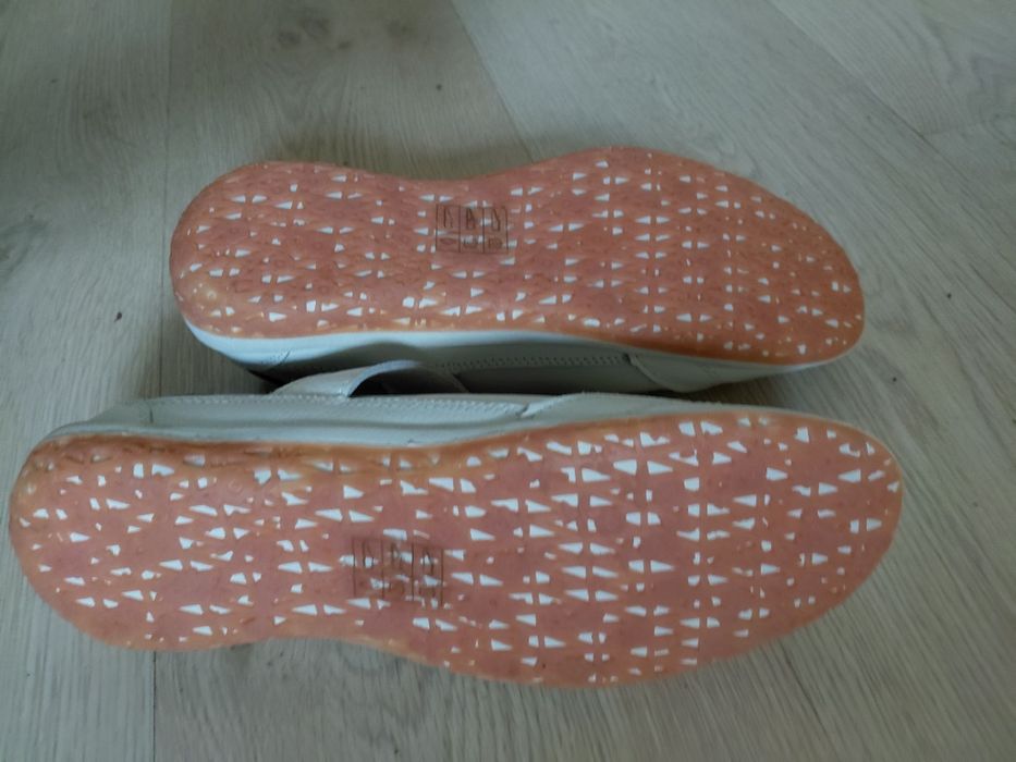 Nowe buty skóra naturalna 39 z Holandii