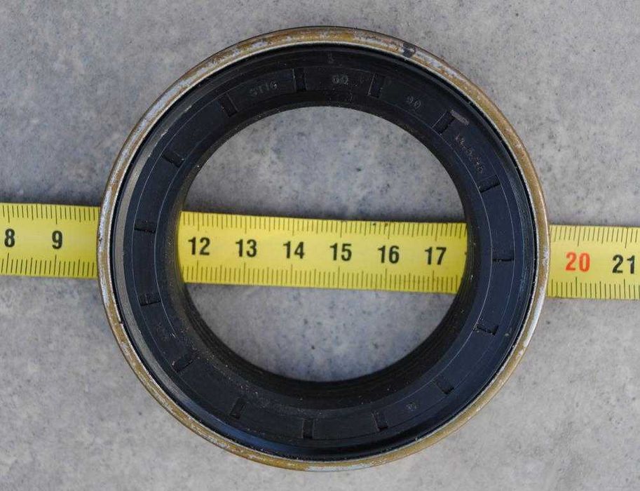 Сальник 60x90x13.5/15 ST16 NBR 75-K01B-C-C NAK