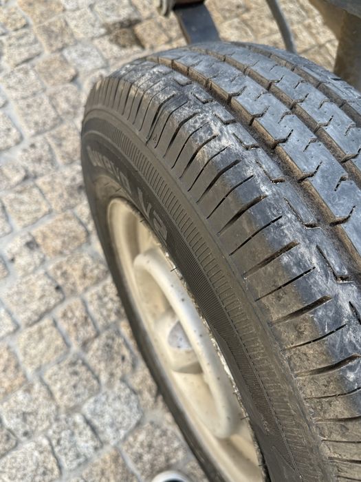 Toyota Hilux 2.4