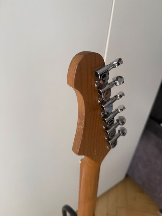 Gitara elektryczna JET Guitars JS-300 BL SSS
