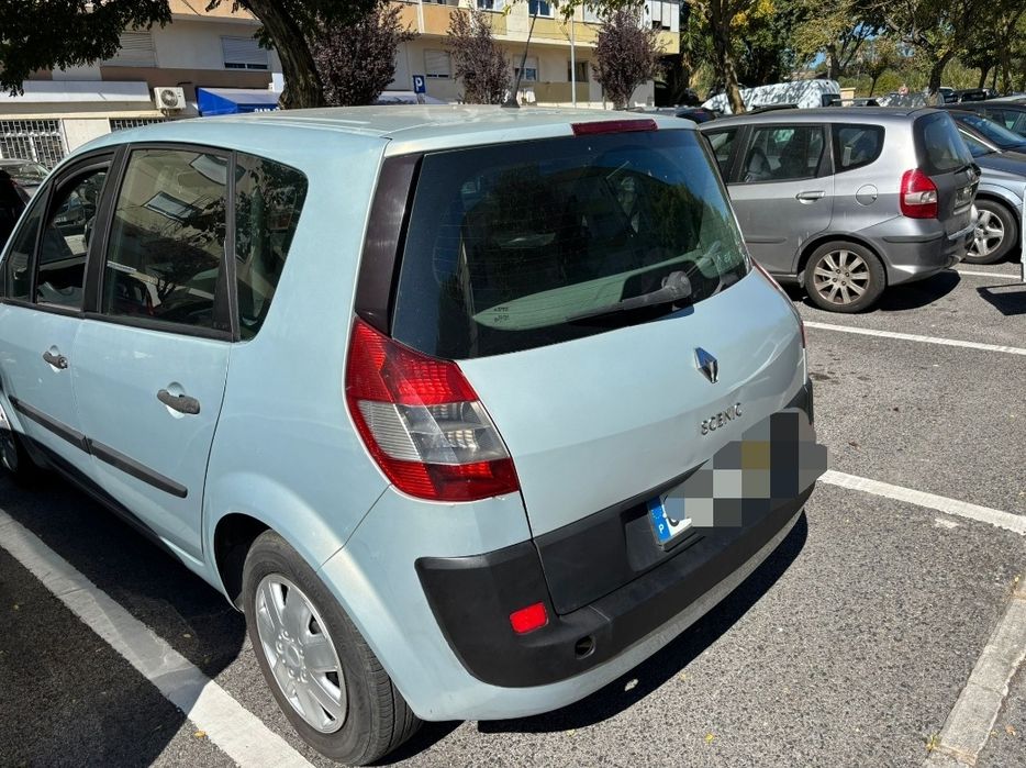 Renault Scénic 2003 | Bom estado | Ideal para primeiro carro