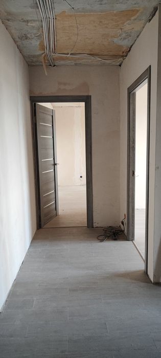 2 ком. квартира , Титова, Строителей, ремонт. 39000 $ vv