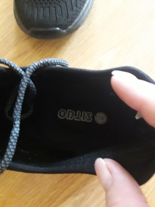 Кроссовки  размер 43