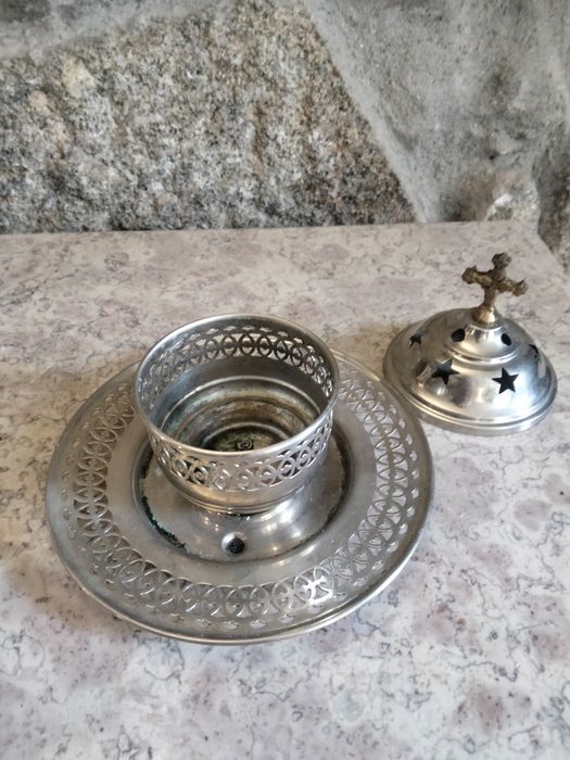 Porta velas antigo de metal