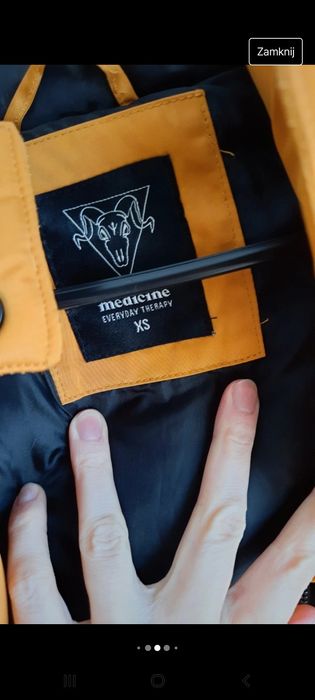 Miodowa kurtka puchowa ciepła zimowa medicine