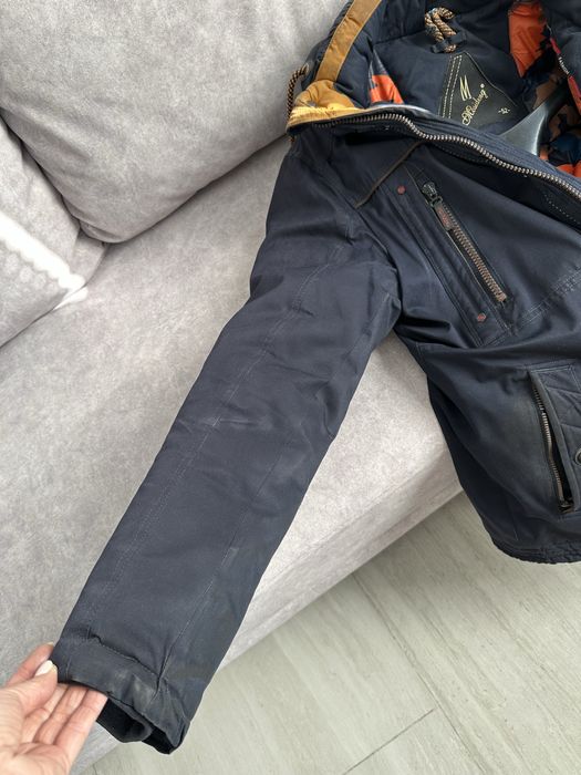 Мужская зимняя куртка, очень тёплая и тяжёлая, капюшон отстегивается