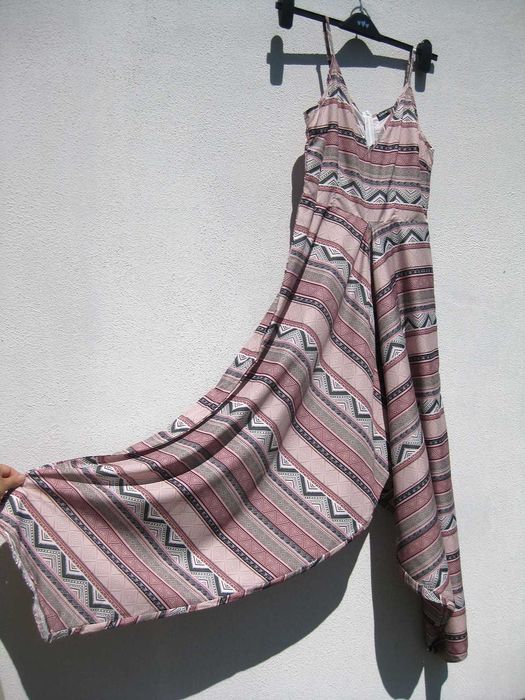 Интересный летний комбинезон мотнёй широкими штанами хиппи бохо shein