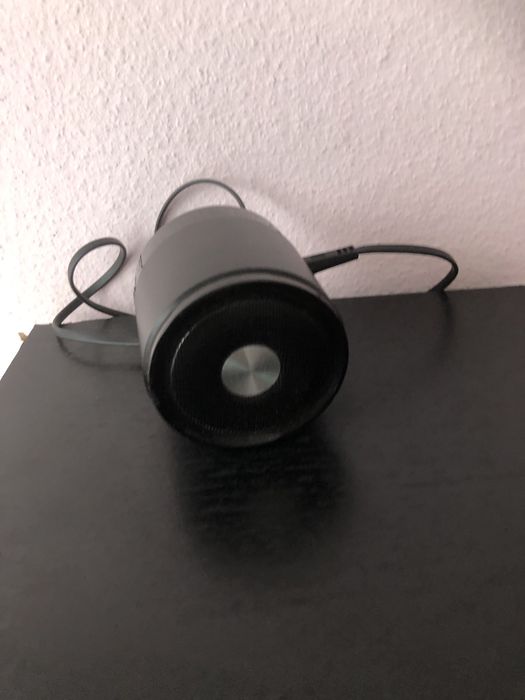 August bluetooth speaker i