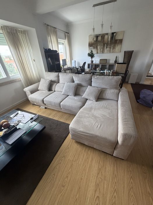 Sofá com chaise longue em excelente estado