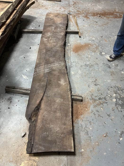 Prancha de acácia 300x45x4cm.