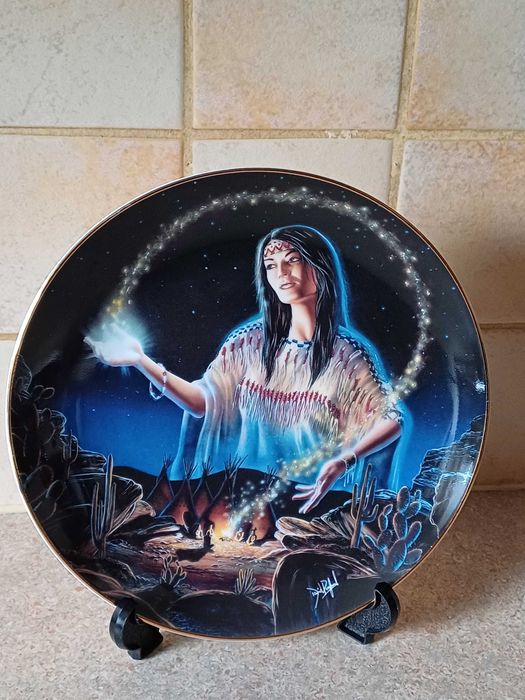 porcelanowe talerze dekoracyjne