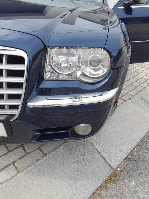 Exclusivo Chrysler 300c 2.7 V6