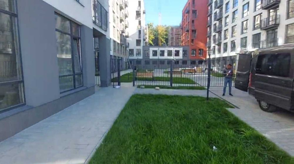 Продаж комерційного приміщеня Брюховичі 118 м2