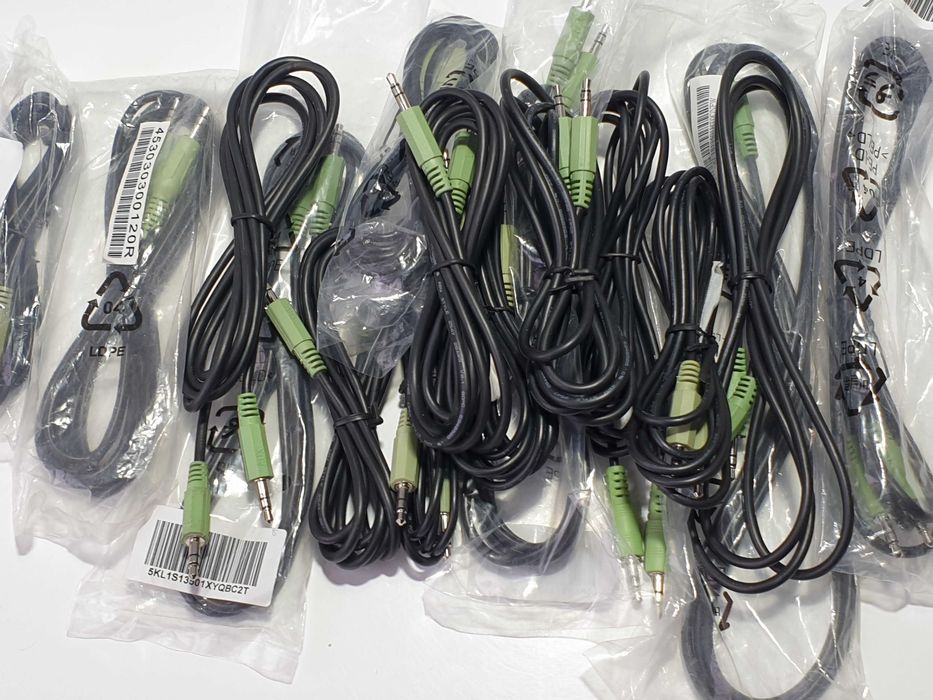 Аудіо кабель AUX 3.5мм jack Samsung 453030300120R BN81-01254A 1.8м