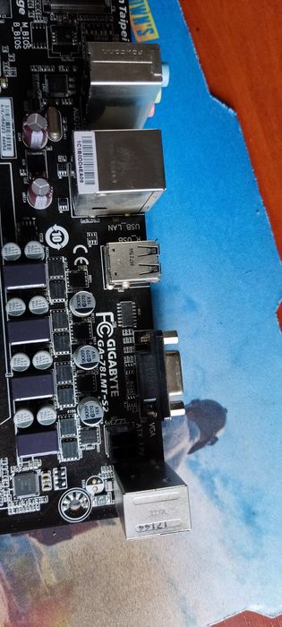 Gigabyte GA-78LMT-S2 AMD FX-6300 3.5GHz HyperX DDR3-1600 8192MB