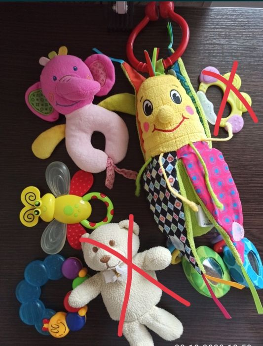 Игрушки погремушки для малышей