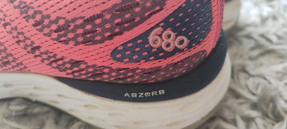 Buty Damskie do biegania New Balance Abzorb 680 stan bardzo dobry!