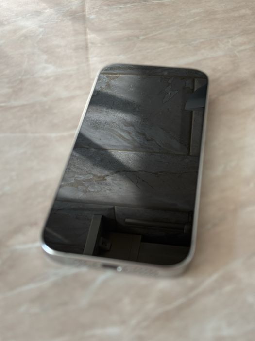 iPhone 16 Pro 256GB White Titanium