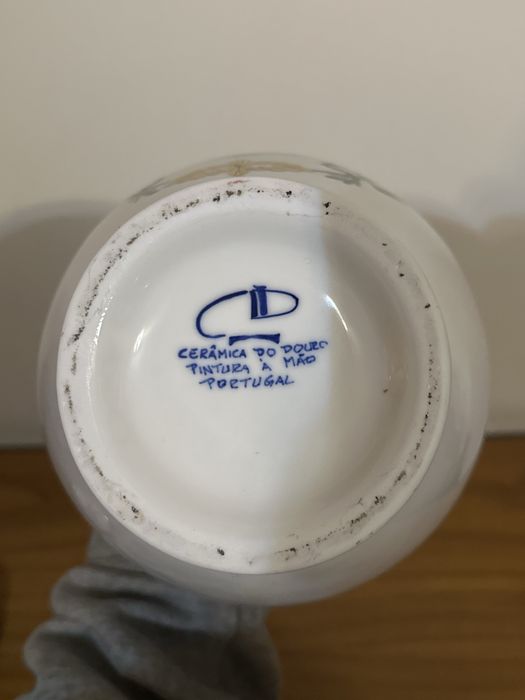 Vaso decorativo em cerâmica portuguesa – Cerâmica do Douro