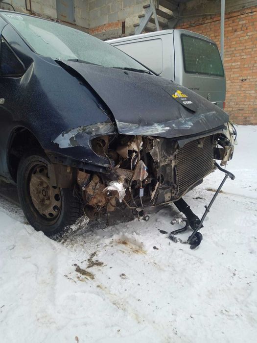 Продам Форт Гелексі 98 р/в. 2,0 бензин