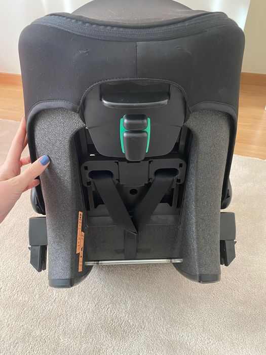 Cadeira chicco kiros i-size 0-13kg R129 com isofix