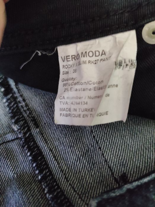 Vero moda jeansy dżinsy rurki 38