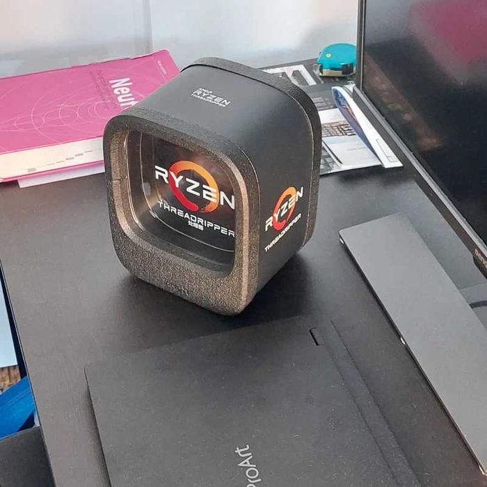 Nie OEM / tray! AMD Threadripper 1920X – Fundament stacji AI i Stable Diffusion
