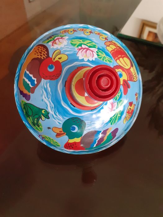 Pião. Brinquedo de coleção.