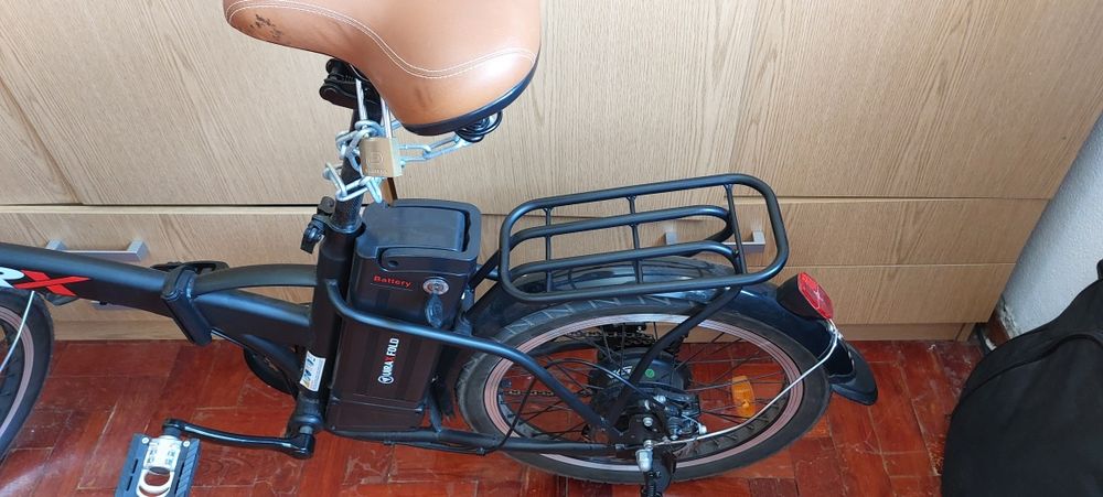 Bicicleta eléctrica semi nova