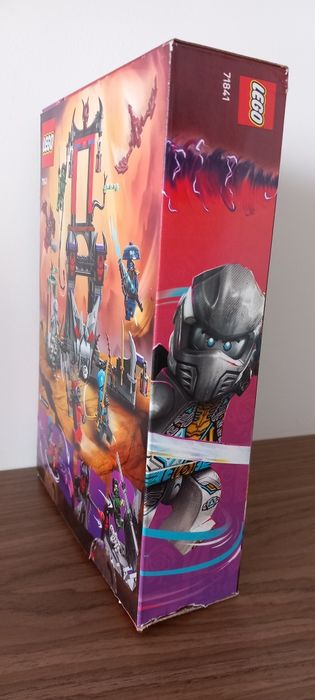 Pudełko po zestawie LEGO Ninjago 71841