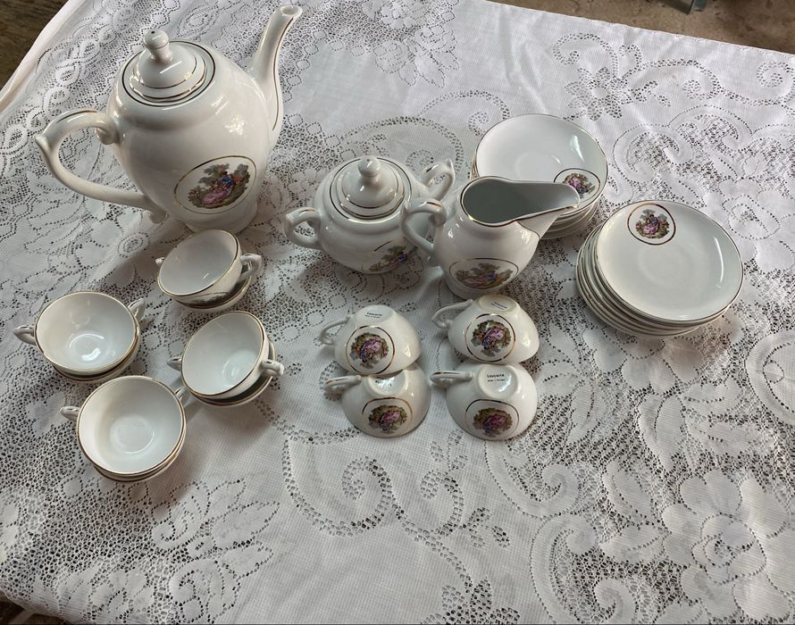 Conjunto de cafe antigo
