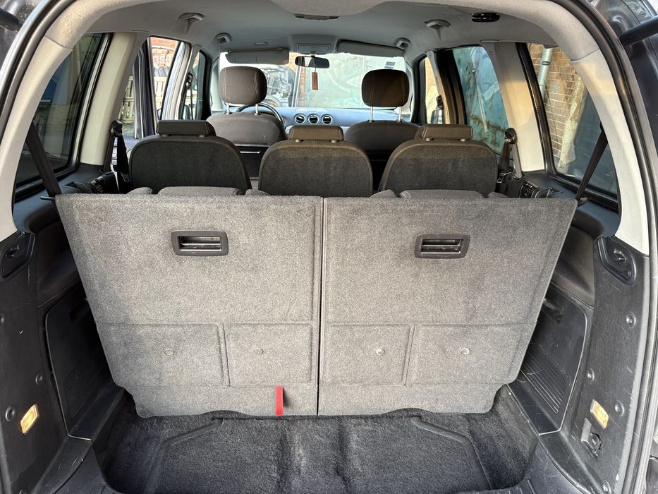 Ford Galaxy 2,0 D 7 osób