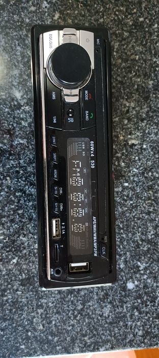 Rádio USB com comando