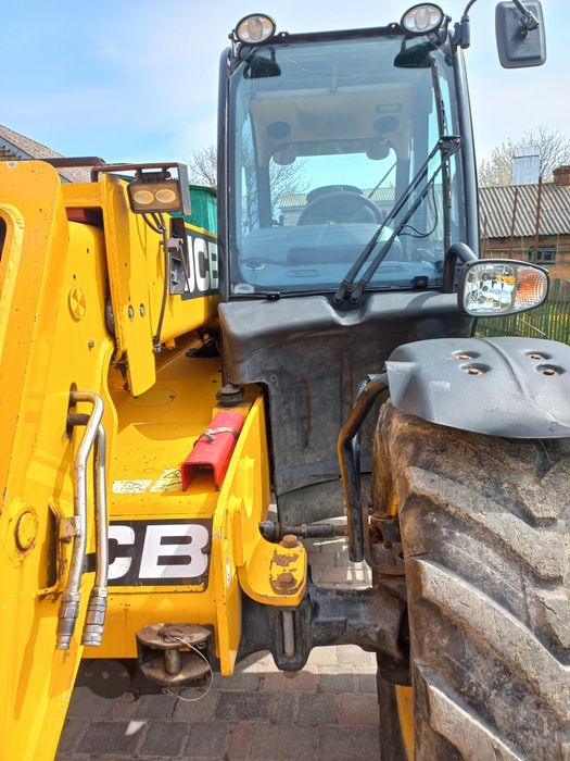 Продам телескопічний навантажувач JCB 531-70 Agri Super