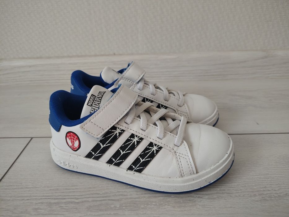 Дитячі кросівки adidas x Marvel, GRAND COURT SPIDER-MAN EL K