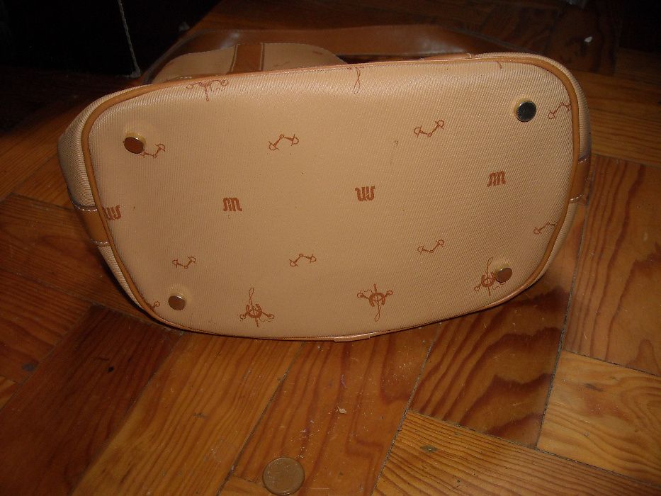 Mala senhora Pepe Moll