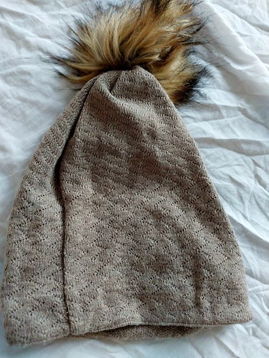 Śliczna czapka damska :) Beżowa! Mega! Unisex