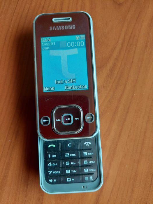 Telemóvel Samsung SGH-F250 (não Android)